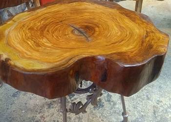 Różne zeczy z drewna i metalu