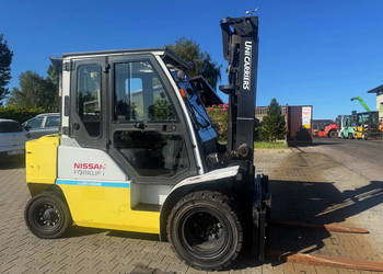 wózek widłowy diesel NISSAN FD40 bliźniacze koła 4000kg 3.70m 2014 rok