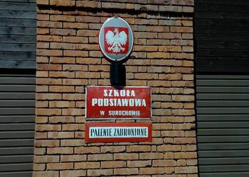 Surochow szkoła podstawowa tablica emaliowana