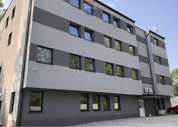 Budynek komercyjny działający hotel pracowniczy