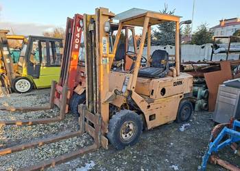 Wózek widłowy CLARK model C500 Y 50 PD