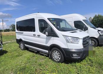 Ford Transit 2,0 9-osobowy specjalny najazd dla wózka