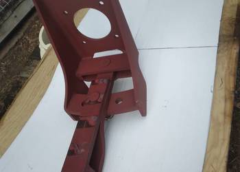 Zaczep dolni polowy ursus C-328  lub C-325  tel 8.8.8.122.326