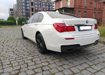 BMW 740D -- xDrive -- Masaże -- M-Pakiet -- ALU 19 cali