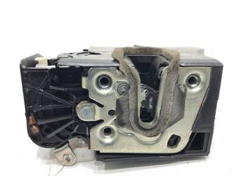 ZAMEK DRZWI PRAWY PRZÓD DACIA DUSTER Hatchback