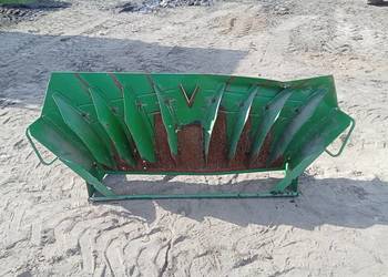 Rozdzielacz słomy rozpylacz  do John Deere