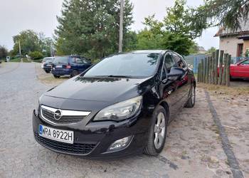 Opel astra J hatchback 2010