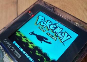 Game Boy Pocket (mod IPS) + gra Pokémon Silver