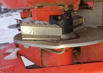 Rozsiewacz Rauch MDS 901(Kuhn) 900 l+ nadstawka 400 l