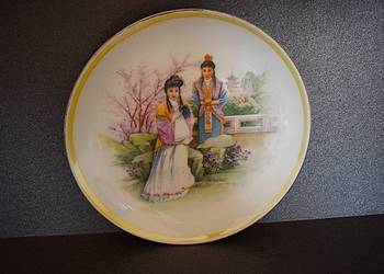 Chiński talerz  porcelanowy ,ozdobny - ,, Sen w czerwonym domu ''