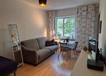 Przytulne mieszkanie przy Zoo / Plac Hallera / Umeblowane i wyposażone