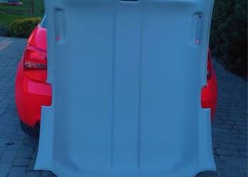 Sprzedam podsufitkę Audi a1 z plastikami
