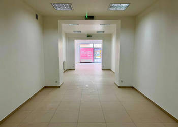 Duży lokal użytkowy w Będzinie 107m²