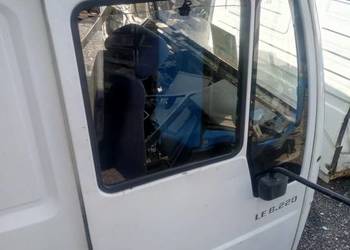 DRZWI PRAWE MAN L2000/LE
