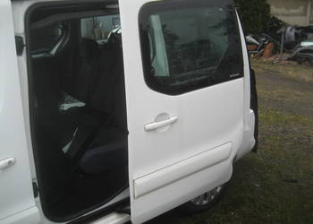 citroen berlingo iii 08-12r drzwi tył lewe szyba kod EWP A