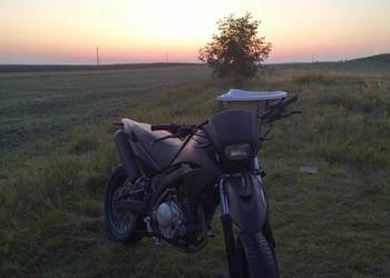YAMAHA XT125