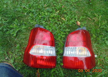Lampa tylna prawa Mazda Demio I lift 99-02 uszkodzona