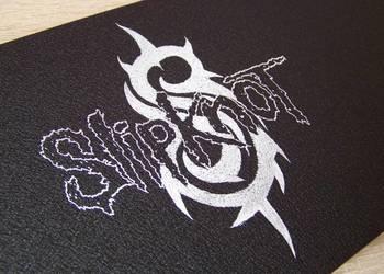 Slipknot Logo ręcznie grawerowane na blasze Staloryt