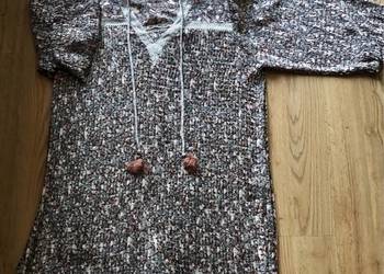 Sukienka w brązowe kwiatki