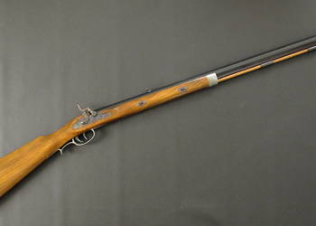 czarnoprochowy karabin Hawken MOUNTAIN kal. 45 - długa lufa