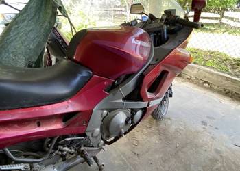 Kawasaki zzr 600