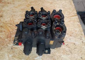 Zawór hydrauliczny Volvo L220 11445350