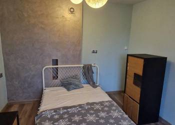 Ocieplony dom z garażem i ogrodem z widokiem na łąki i las otuliny WPN