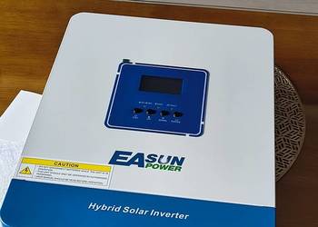 Falownik hybrydowy off-grid Easun SMT-2K-WIFI 12V pod magazyn energii