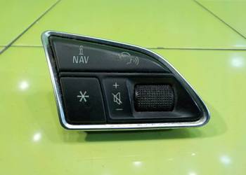 AUDI A1 8X 1.6 TDI 12r 3D przelaczniki kierownicy 4G0951523C