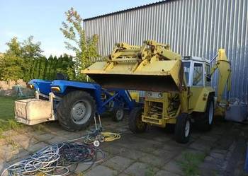 MF 50 KOPARKO-ŁADOWARKA 2 SZT