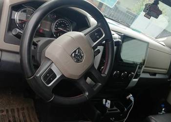 Dodge ram 4x4 automat gaz zamiana na busa min 7 osob multivan vito