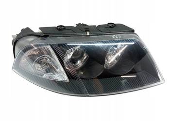 LAMPA PRZÓD PRAWA FL LIFT CZARNA DYMIONA Volkswagen Passat V (1996-2005) B5