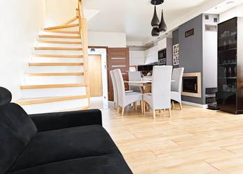 Bliźniak k.Wrocławia garaż miejsca parkingowe rekuperacja klimatyzacja