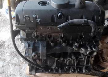 VW silnik 2.5 TDI bpc 174km słupek uszkodzony