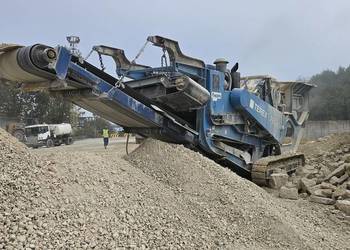 Kruszarka udarowa Terex Pegson Trakpactor 428