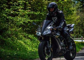 Yamaha R1 rn09 2002