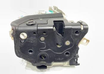 ZAMEK DRZWI LEWY TYŁ AUDI A4 B8 Kombi 8K0839015D 07-15