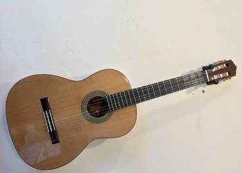 Fińska Kantare L300C gitara klasyczna 4/4, lity cedr, LRS, pokrowiec