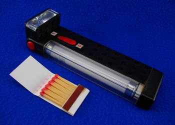 Latarka dwu funkcyjna