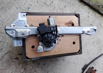 Podnośnik szyby Peugeot 2008.lewy przód