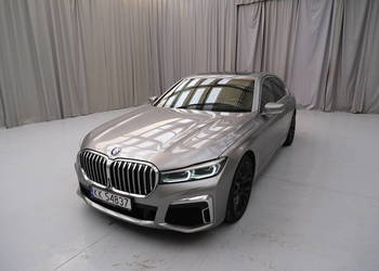 BMW 740i 2022 / 2998,00 ccm / 333 KM