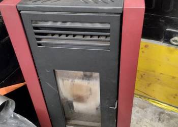 Sprzedam Piec na pelet 7 Kw marki Cola