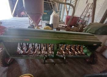 Sprzedam siewnik Amazone d7