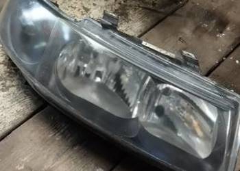 Lampa reflektor Seat toledo Leon
