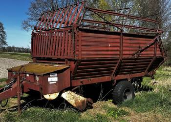 Przyczepa samozbierająca Agromet Kunów T055