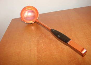 mała aluminiowa chochelka