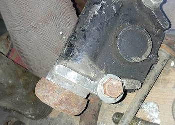 Zabytkowe amortyzatory ramieniowe Star