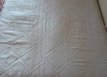 materac 200x160x18w idealnym stanie,