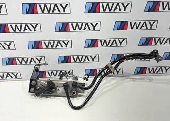BMW F01 F10 CHŁODNICA PRZEWODY OLEJU SKRZYNI UCHWYT 7614173 7585391