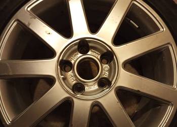 Felga aluminiowa audi R17 opona 235/45